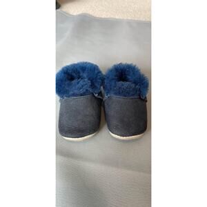 Hey folks/ minimoc size 2 baby boots